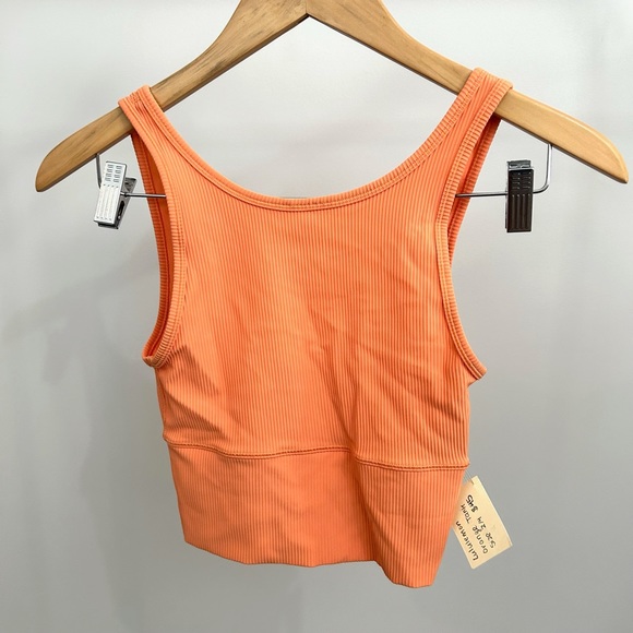 Lululemon tank top - Picture 3 of 4